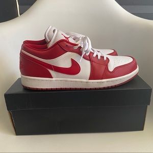 Jordan 1 low gym red 553558-611 size 9 Nike Retro